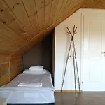 Manoka