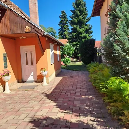 ゲストハウス Manoka 3*