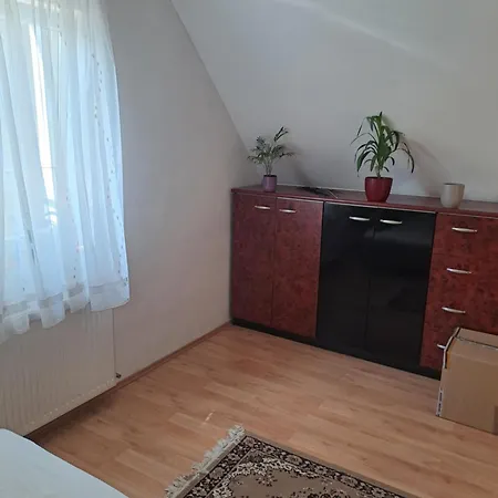 Manoka ゲストハウス Mogyoród